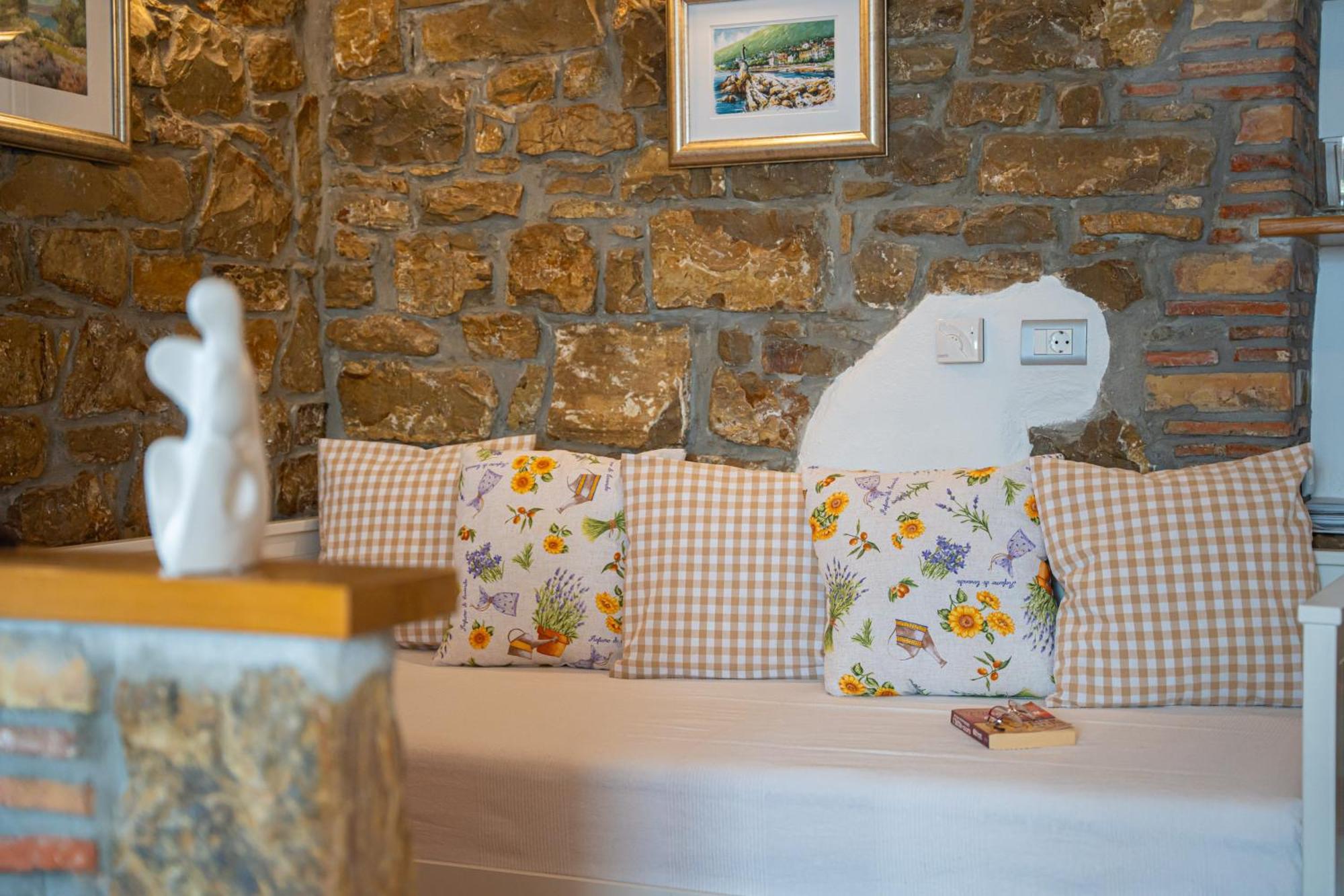 Holiday Home Belveder Motovun With Heated Pool Livade Εξωτερικό φωτογραφία