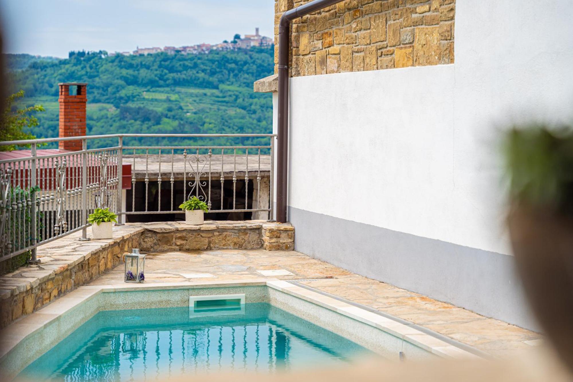 Holiday Home Belveder Motovun With Heated Pool Livade Εξωτερικό φωτογραφία