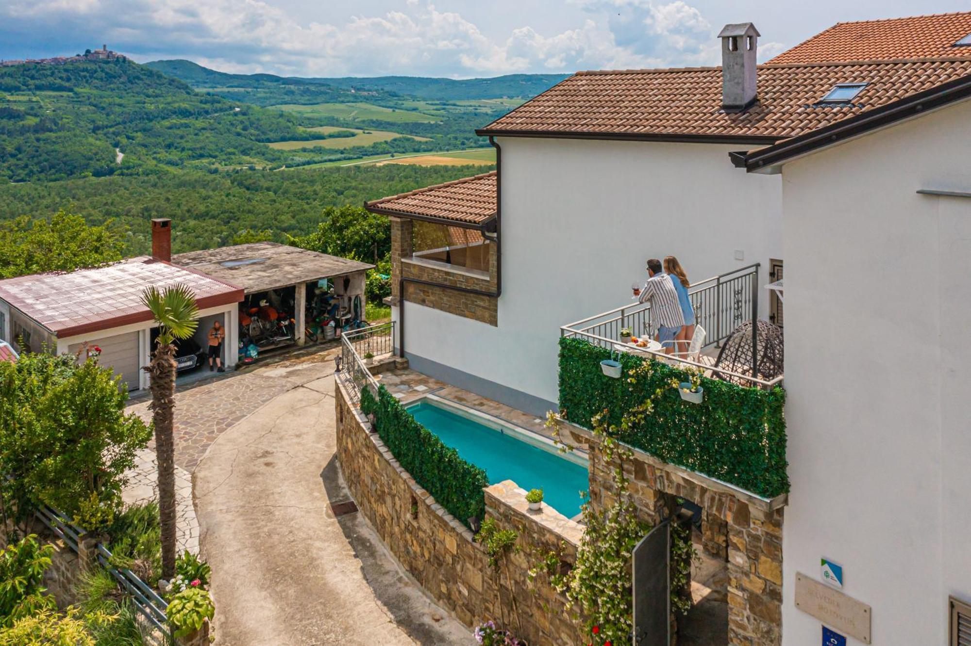 Holiday Home Belveder Motovun With Heated Pool Livade Εξωτερικό φωτογραφία